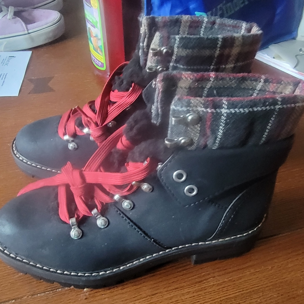 Woman's boots